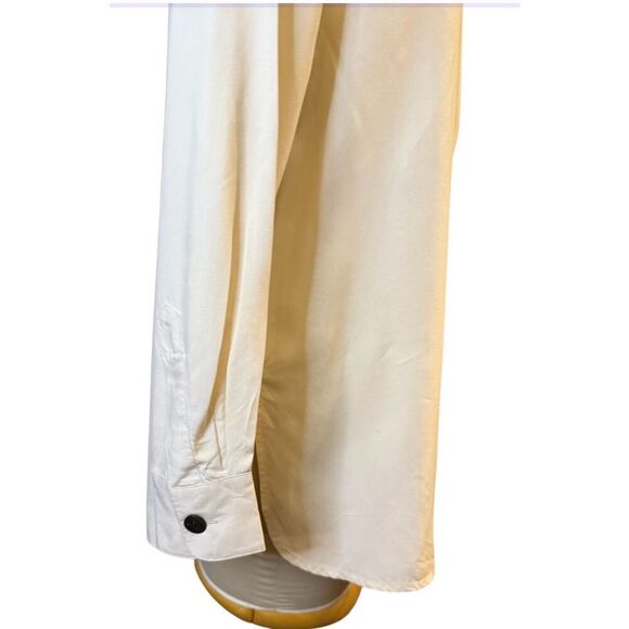 Real Clothes by Saks Fifth Avenue 100% Silk Tunic Sz. M Cream w/Black Buttons - Picture 5 of 10